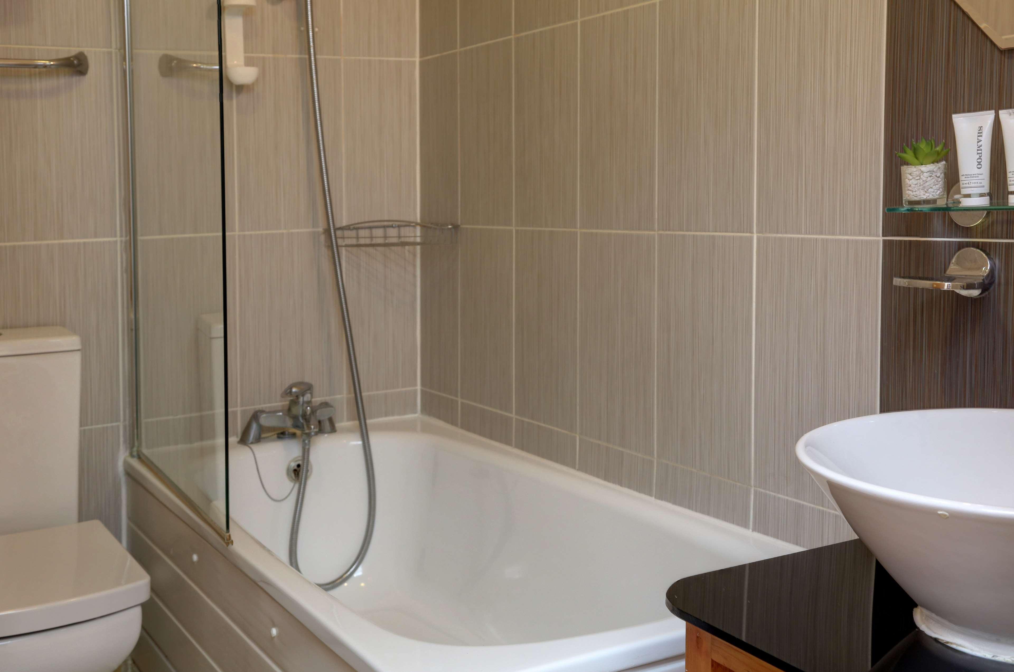 Best Western London Ilford Hotel Bagian luar foto