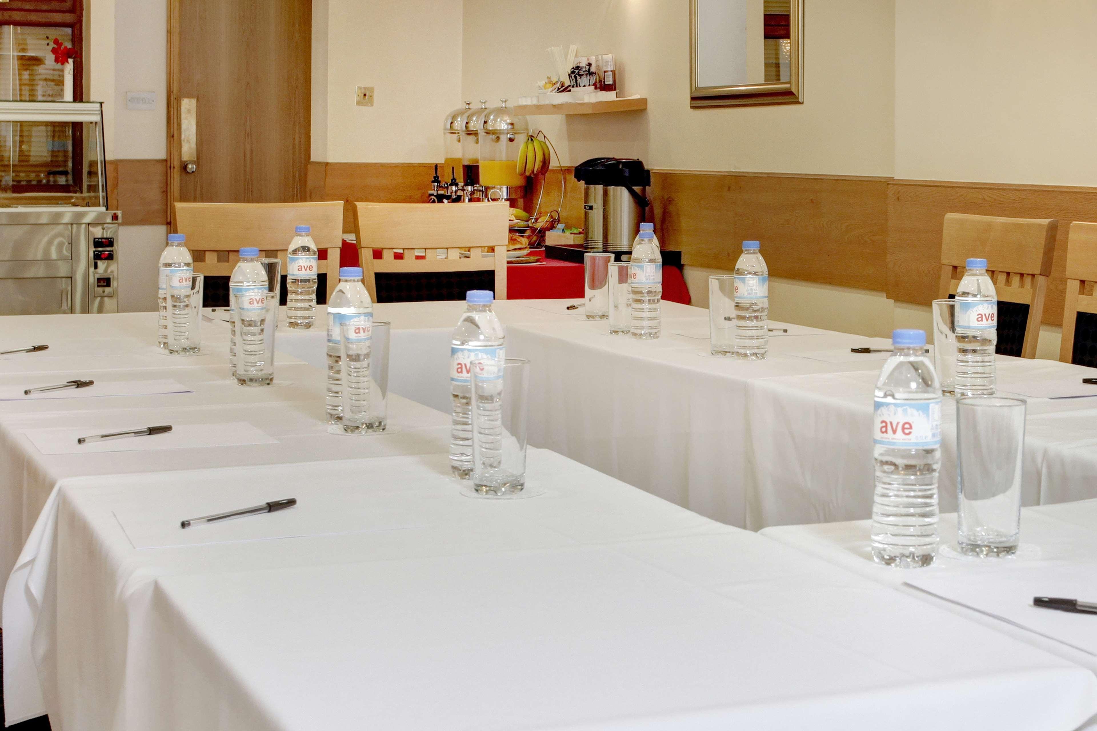 Best Western London Ilford Hotel Bagian luar foto