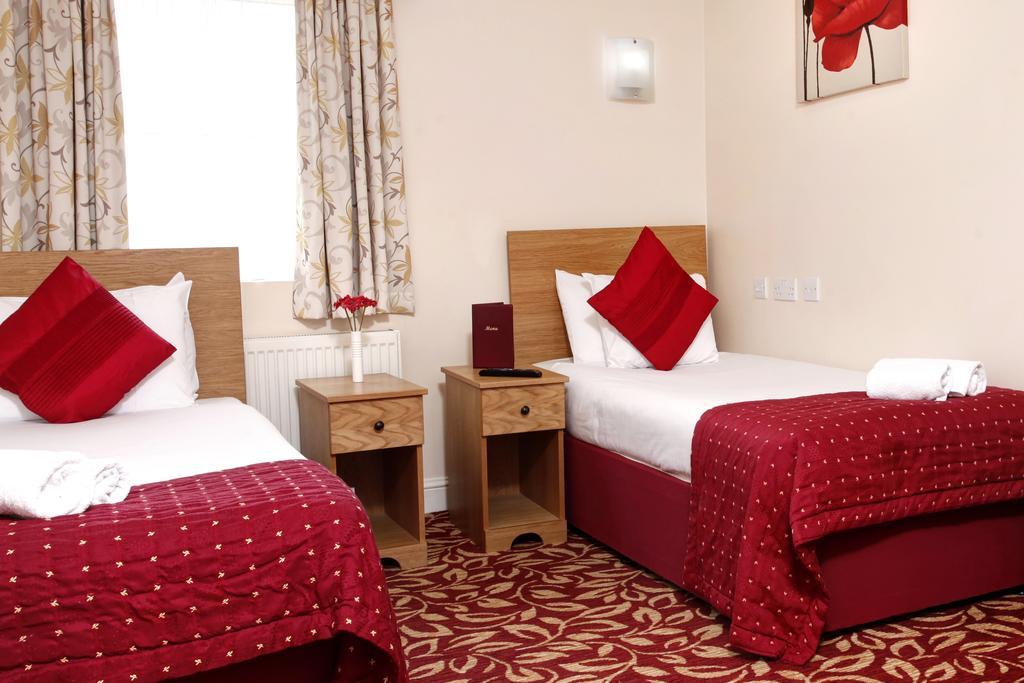 Best Western London Ilford Hotel Bagian luar foto